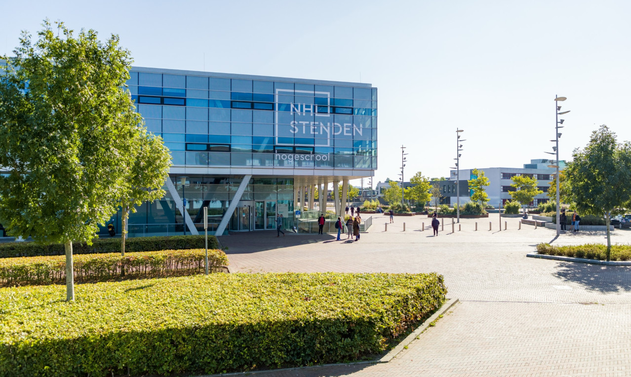 NHL Stenden studenten positief gestemd over studiebegeleiding