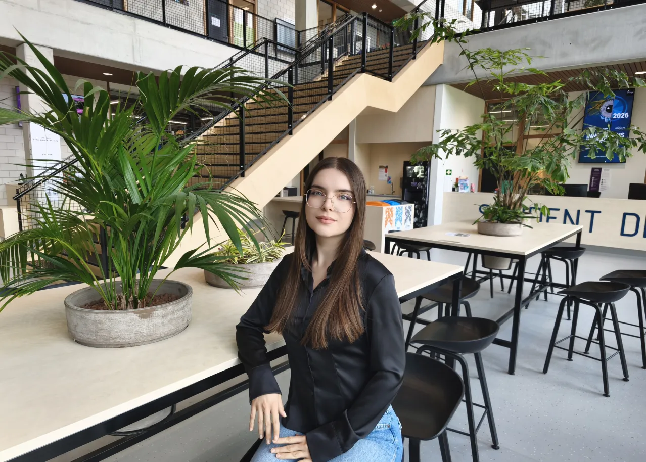 Ofelia Hănțoiu, Information Technology student