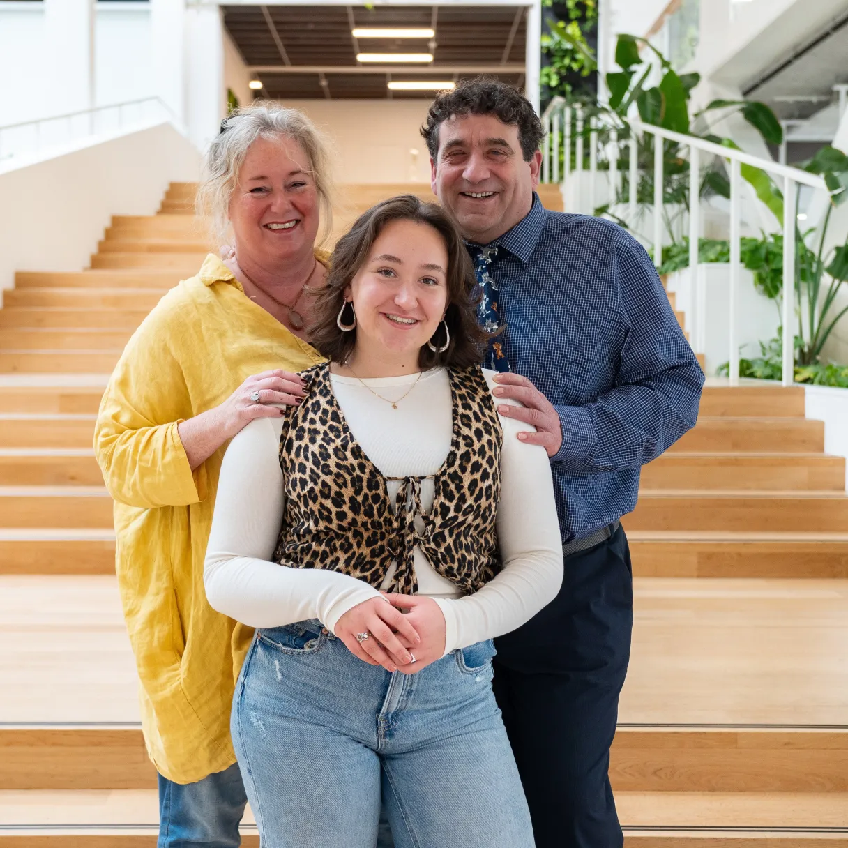 Rachel Schabbing met ouders
