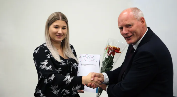 Eerste NHL Stenden diploma uitgereikt