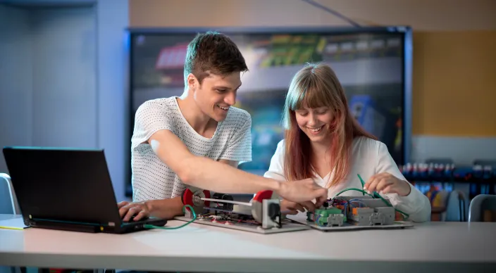 ba-electrical-and-electronic-engineering-vt-lwd